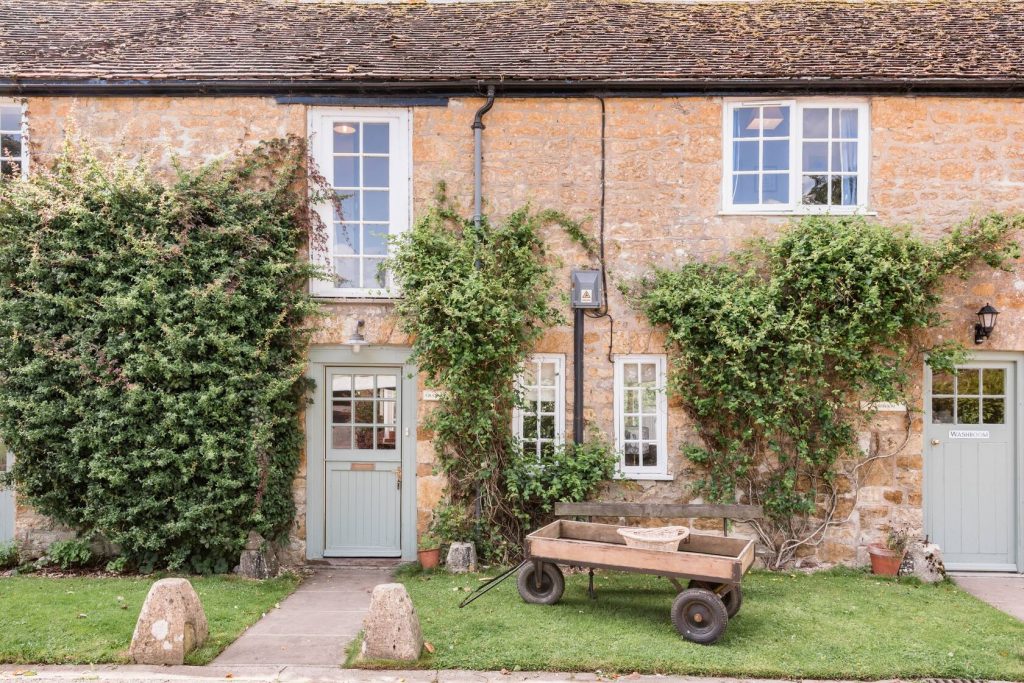 Dog friendly Dorset Cottages