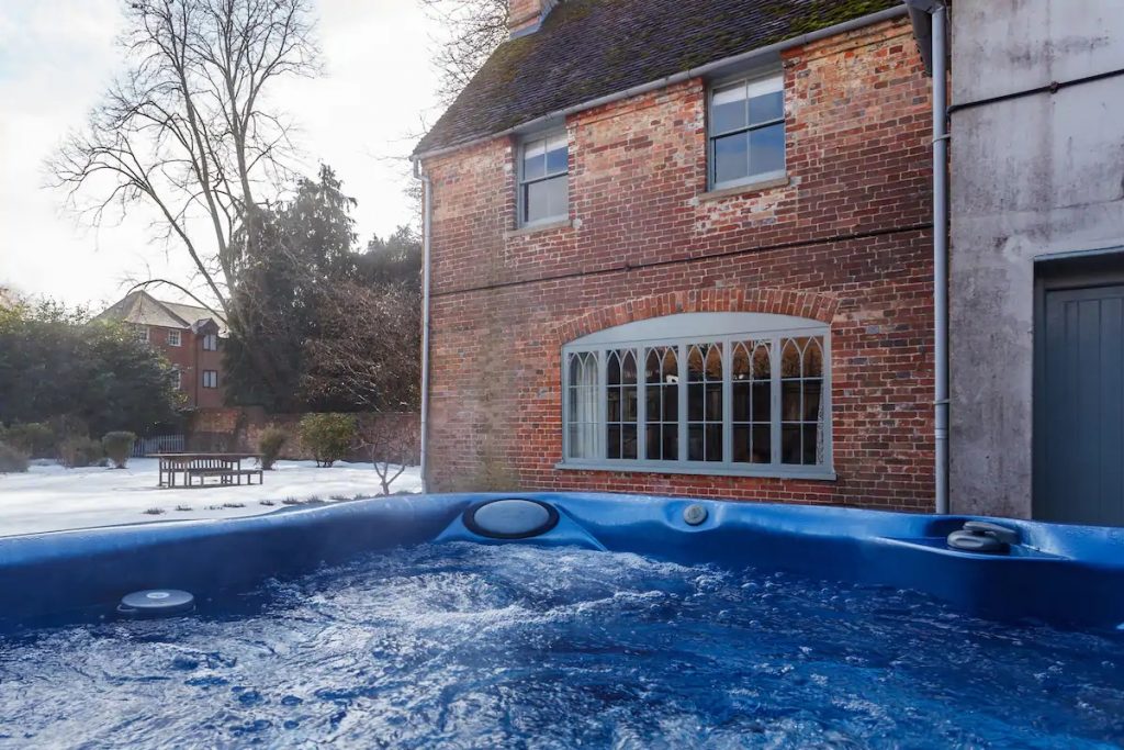 lodges with hot tubs in dorset