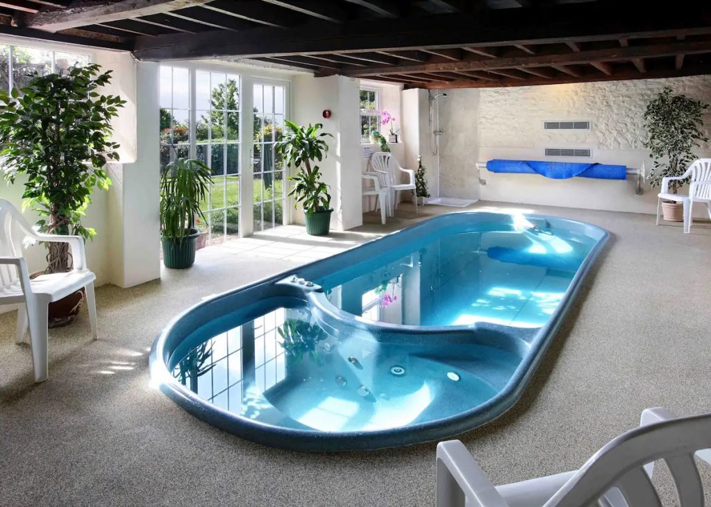Airbnb hot tub dorset