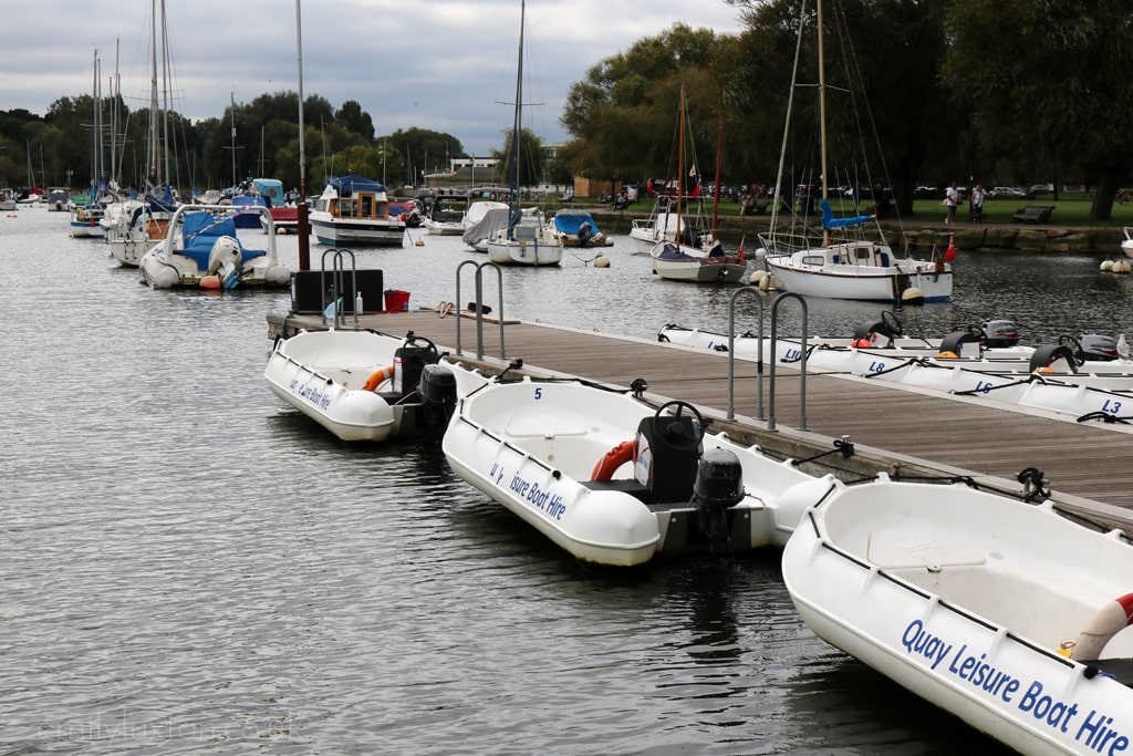 Rent a boat in Christchurch UK