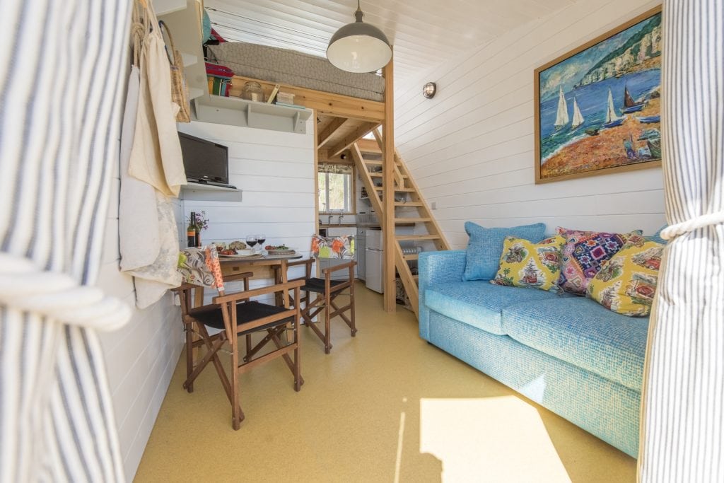 Lyme Regis Glamping Chalet Dorset