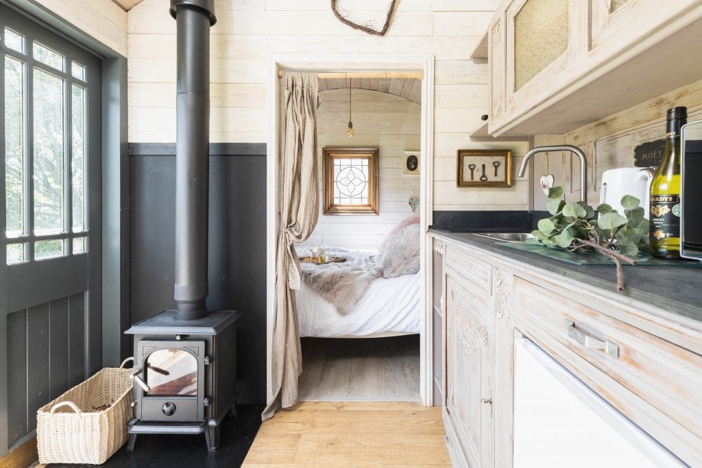 La Cabine Francaise Shepherds Hut Glamping Dorset